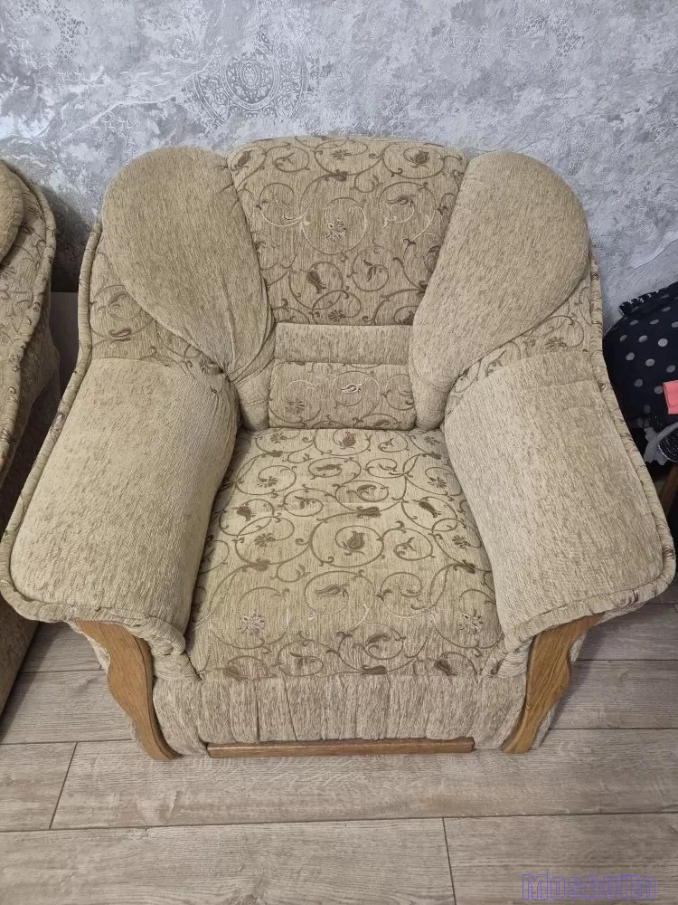 Продам 2 кресла