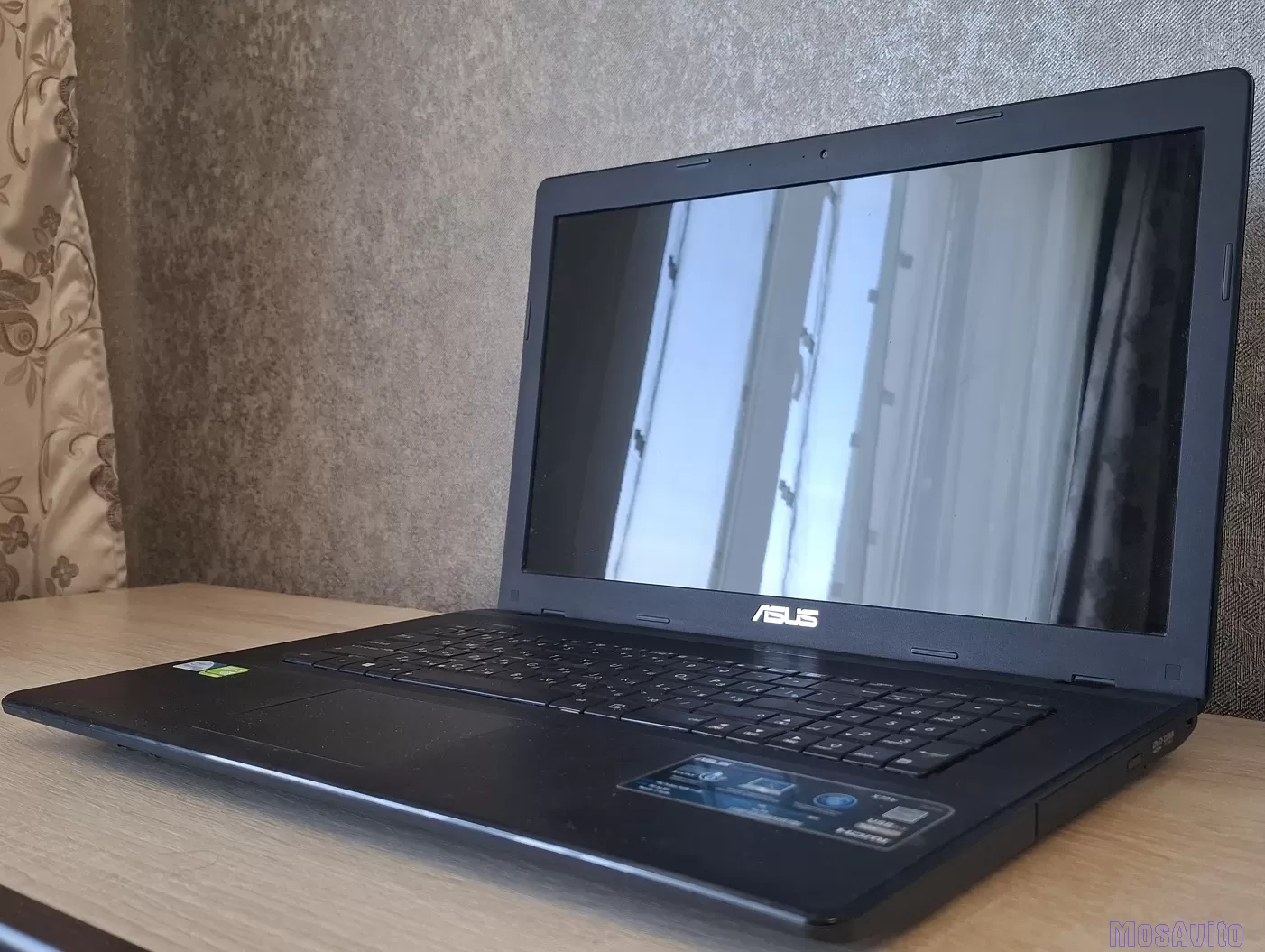 Продам ноутбук ASUS X75v