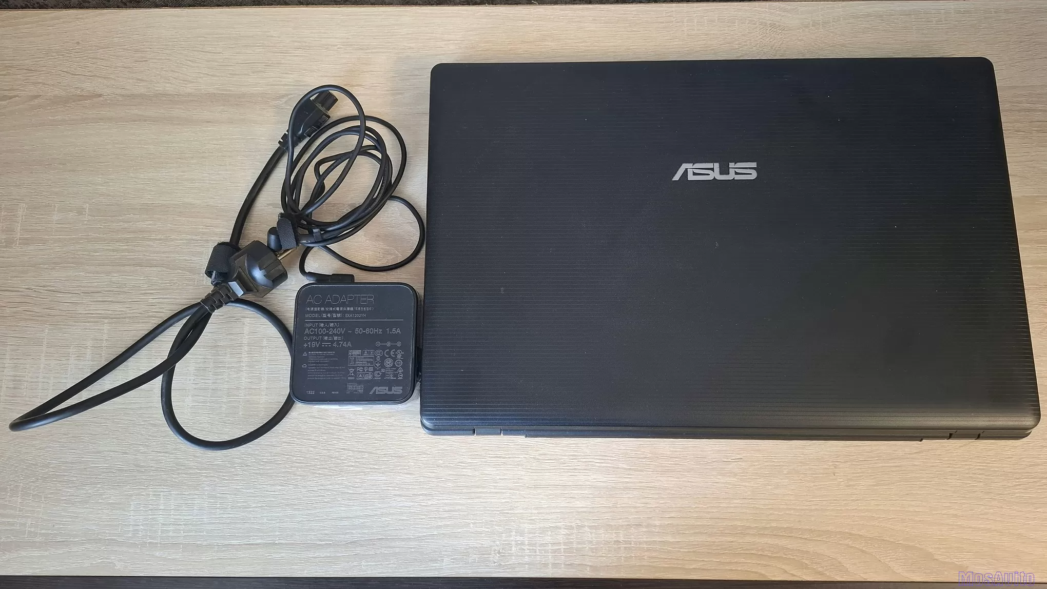 Продам ноутбук ASUS X75v
