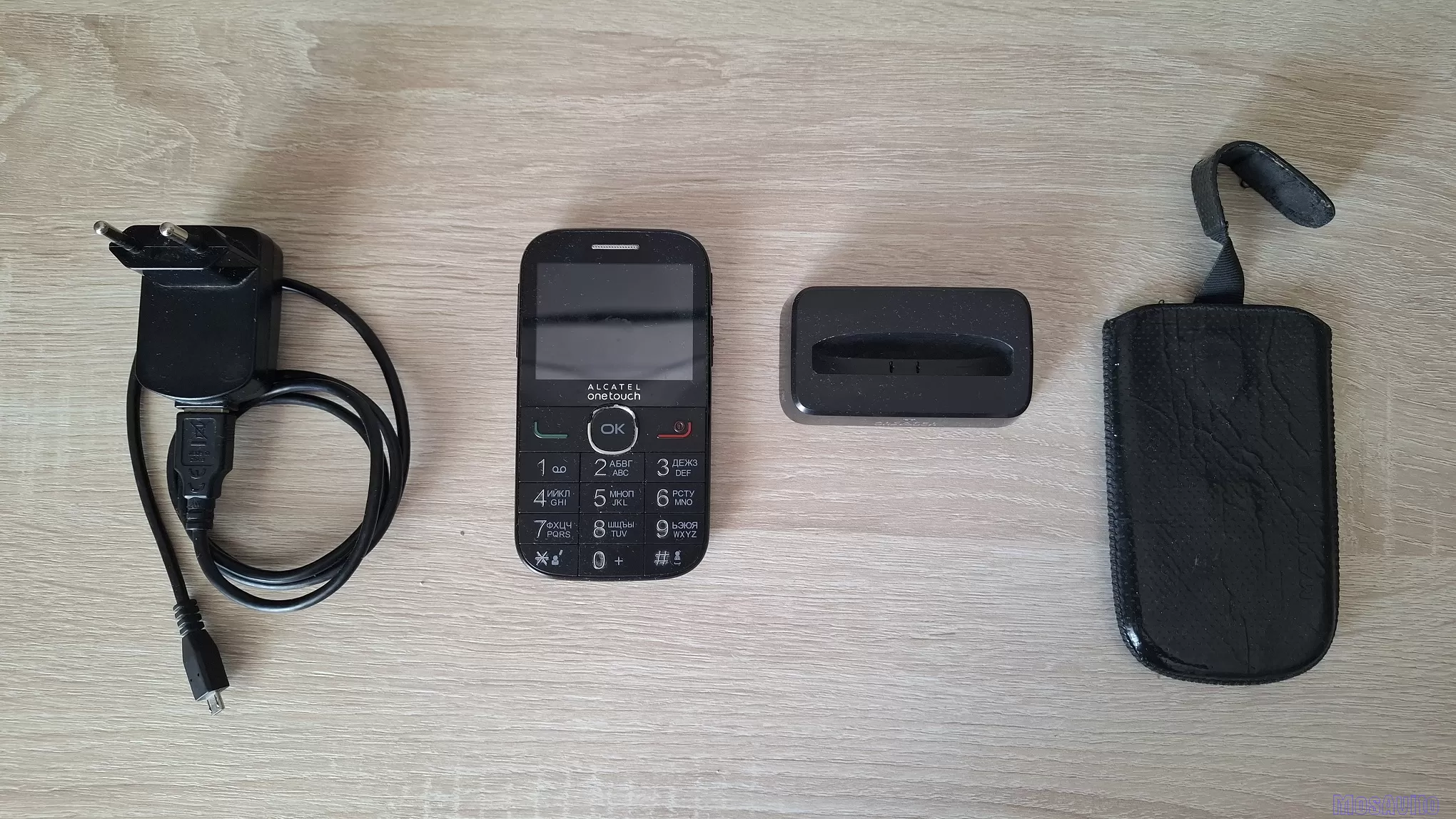 Телефон Alcatel OT-2004C